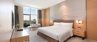 Holiday Inn Baoji Central by IHG