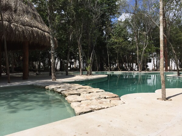 Outdoor pool - Apartamentos Riviera Maya VIP (Puerto Morelos)