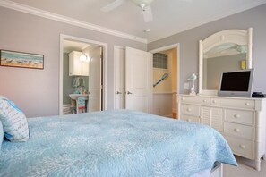 House, 5 Bedrooms - Halfway To Heaven 5 Bedroom Home by RedAwning (Supply)