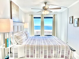 Apartamento, 2 habitaciones, balcón, frente a la playa (202) | Baño | Toallas