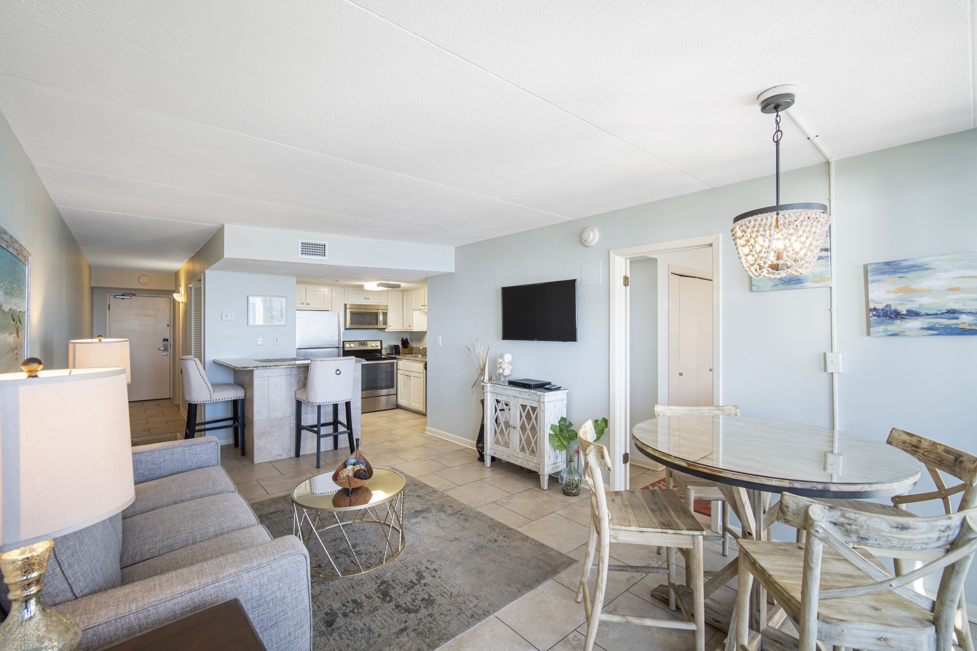 Condo, 2 habitaciones, balcón, frente al mar (408) | Servicio a la habitación