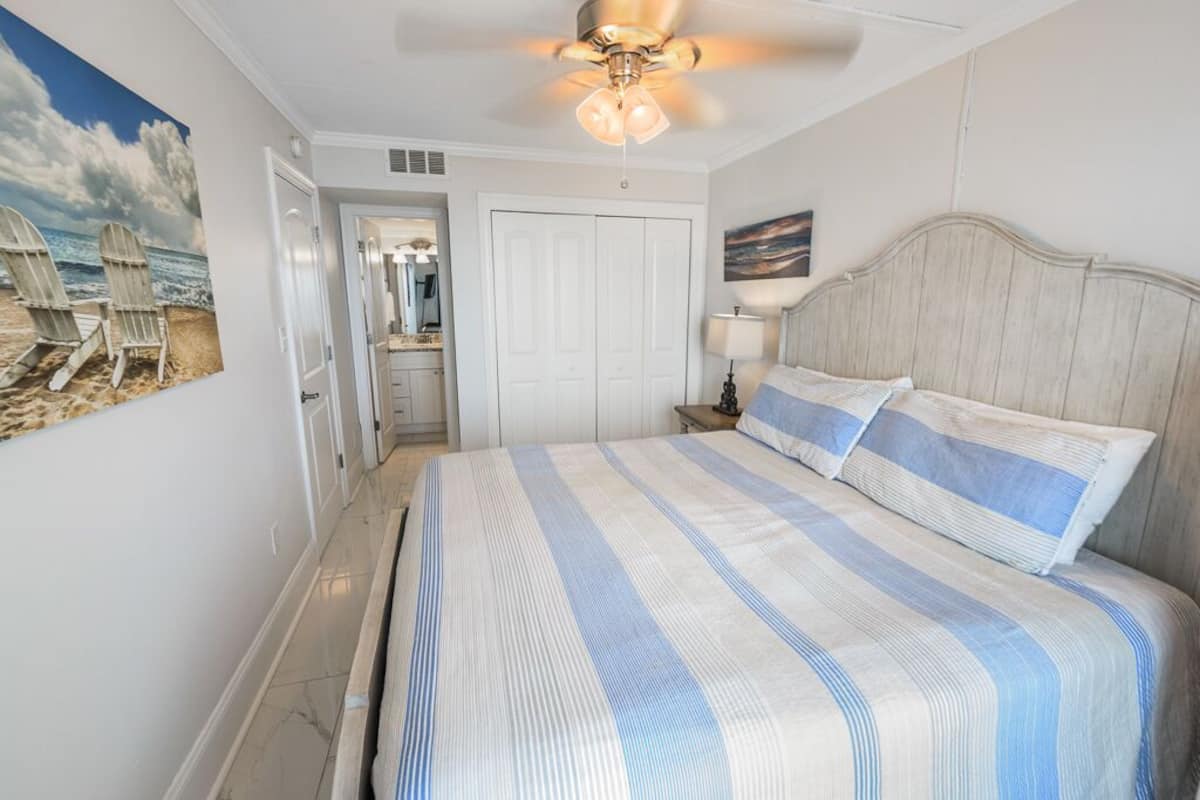 Condo, 2 Bedrooms, Balcony, Beachfront (308) | 2 bedrooms, individually decorated, individually furnished, free WiFi