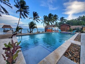 Terrace/patio - Blue Parrot Beach House (Hopkins)
