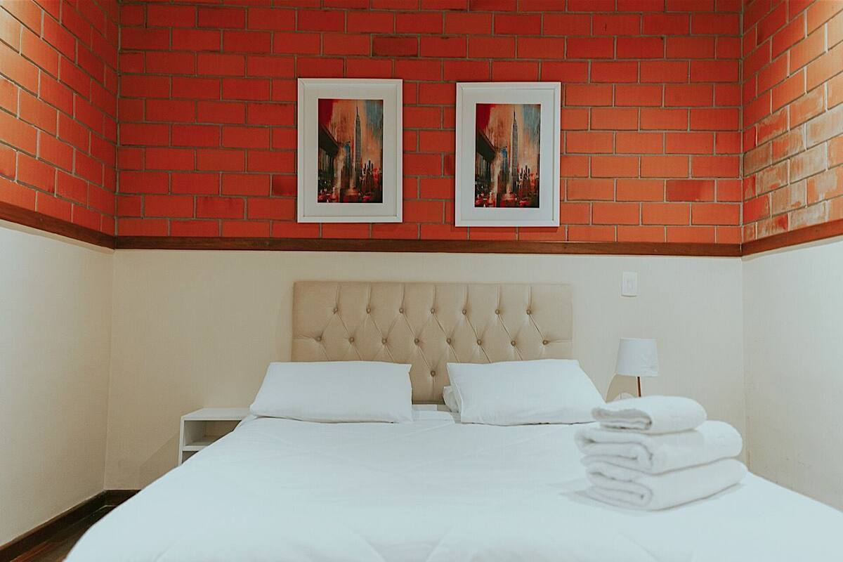 Suíte master | 1 bedroom, minibar, free WiFi