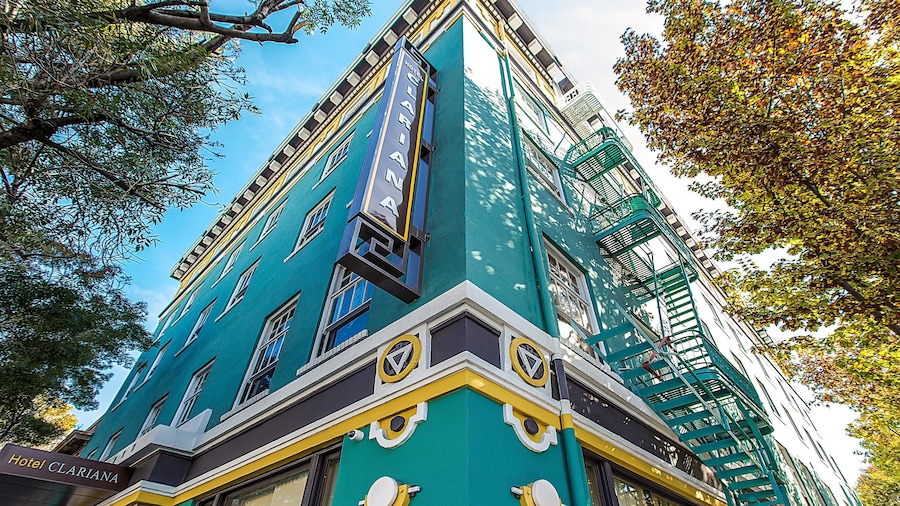 Hotel Clariana
