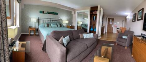 1 Schlafzimmer, Bügeleisen/Bügelbrett, Reisekinderbett, kostenloses WLAN