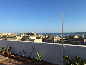 Property grounds - Panoramic penthouse overlooking the Port of Syracuse (Siracusa)