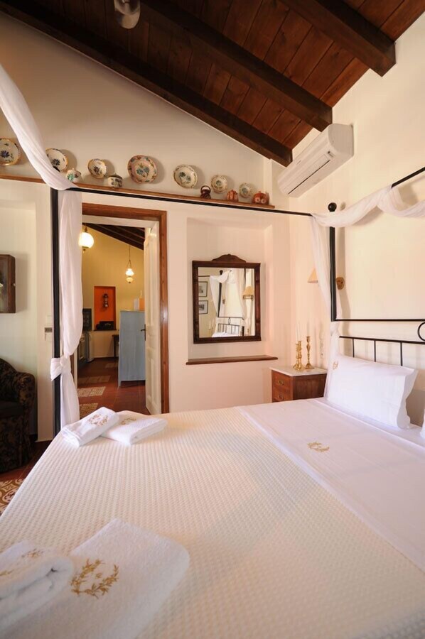 1 bedroom, in-room safe, iron/ironing board, travel crib