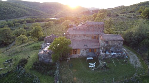 Ancient house in Chianti Hills with private lake and garden