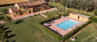 GLICINE apartment, up to 5 Adults NO KIDS ALLOWED