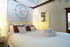 1 bedroom, iron/ironing board, travel crib, free WiFi