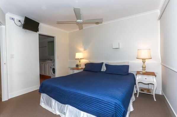 Apartment, 2 Schlafzimmer | 2 Schlafzimmer, Bügeleisen/Bügelbrett, Bettwäsche