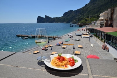 "Lampuga", Mimì sul Mare