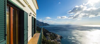 Amalfi's Holiday House: Infinity!
