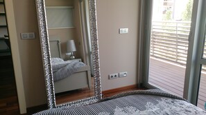 3 bedrooms, iron/ironing board, free WiFi, bed sheets - BARCELONA TOWER FORUM LUXURY APARTMENT (Barcelona)