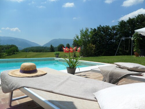 CASTELLONESTO-LILLA (2p) app. with swimming pool