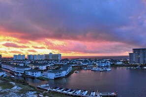 Condo, 1 Bedroom | Marina - Cajun Fun 1060 - 1 Br Condo (Destin)