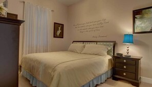Condo, 1 Bedroom