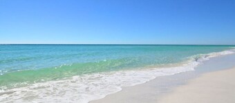 Now or Never 9117 - 2 Br Condo