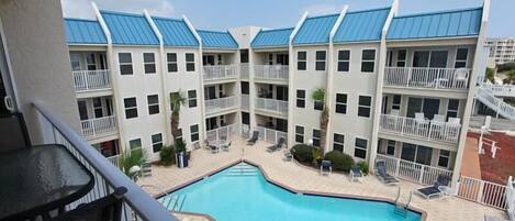 Condo, 2 habitaciones | Alberca | Alberca al aire libre