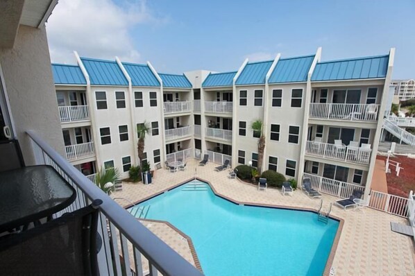 Condo, 2 Bedrooms | Pool