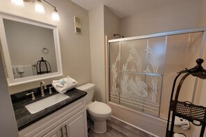 Condo, 2 Bedrooms | Bathroom