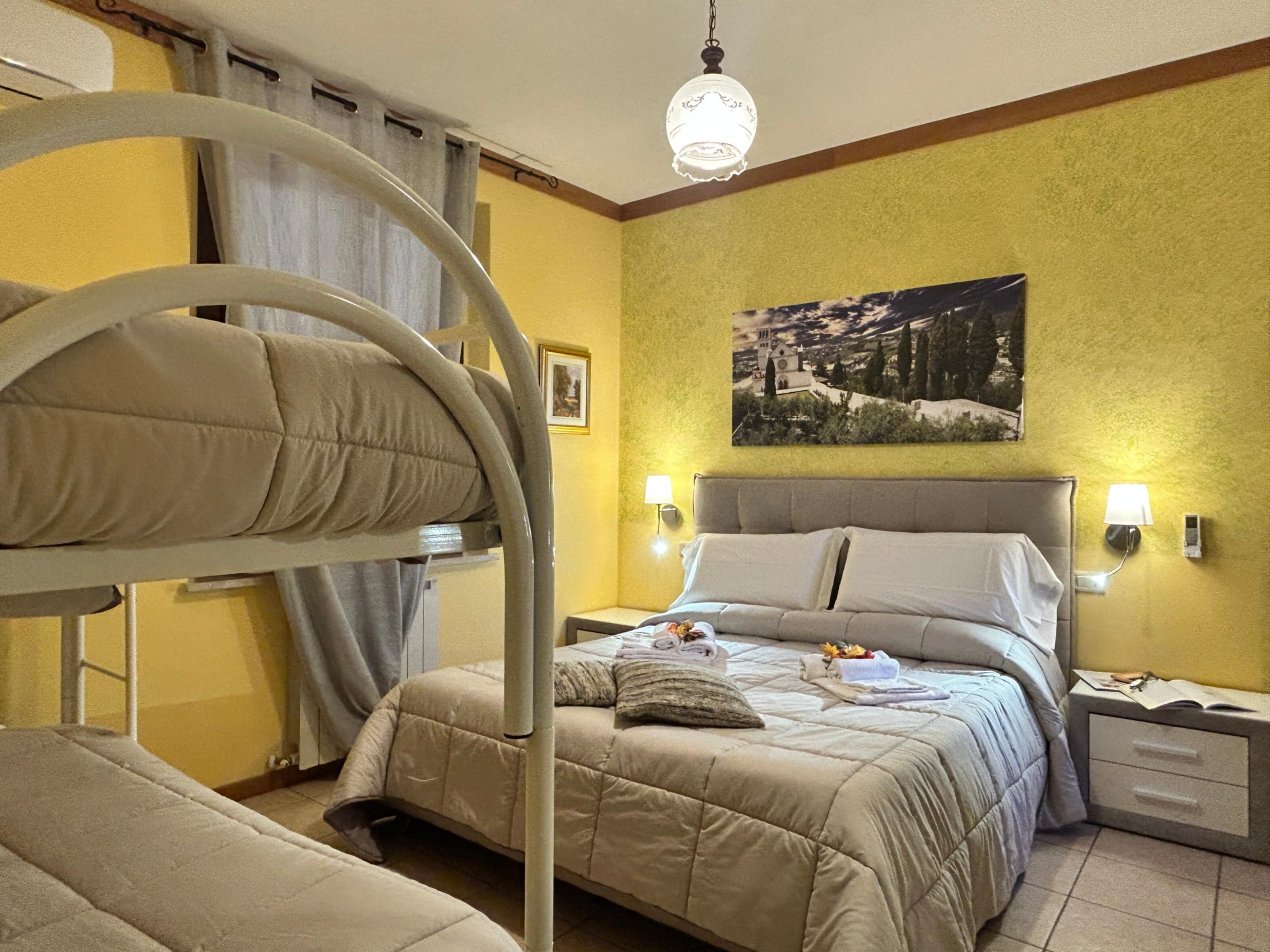 1 slaapkamer, een strijkplank/strijkijzer, gratis wifi, beddengoed