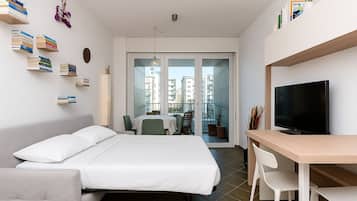 1 bedroom, desk, iron/ironing board, free WiFi