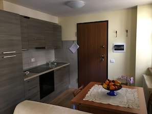 Kühlschrank, Ofen, Herdplatte, Gefrierschrank