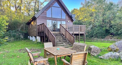 Lochside Lodge de lujo con bañera de hidromasaje en la costa de Loch Awe