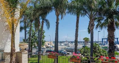 Casa delle Zammare direkt am Meer im historischen