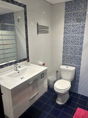 Haartrockner, Handtücher