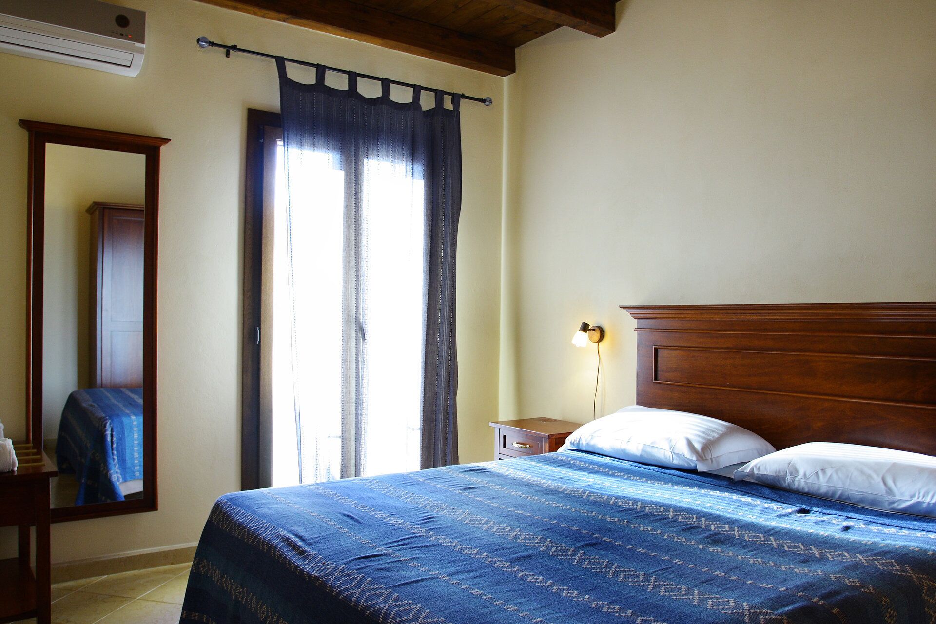 2 Schlafzimmer, Bügeleisen/Bügelbrett, kostenloses WLAN