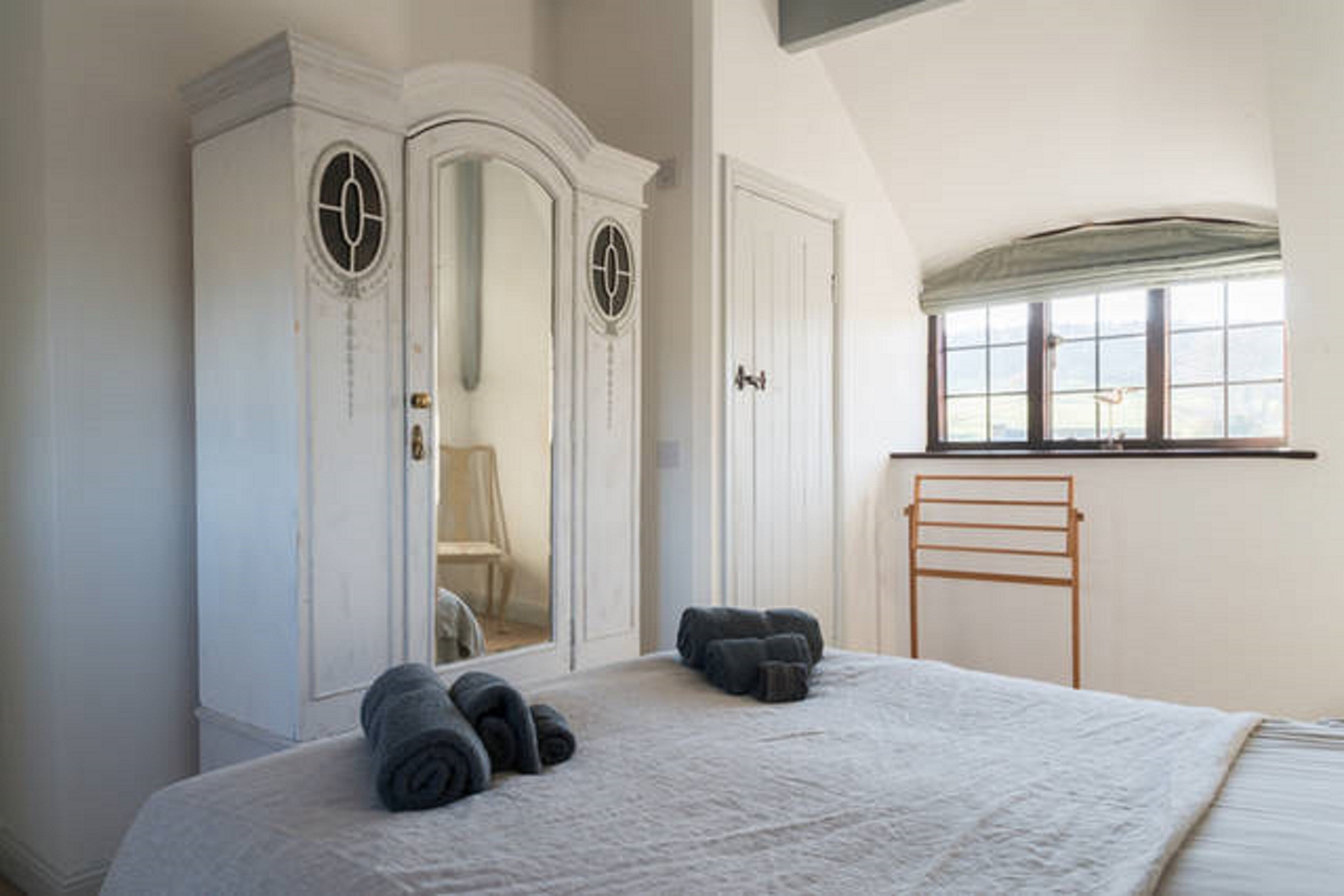 3 makuuhuonetta, silitysrauta/-lauta, vauvan matkasänky, ilmainen Wi-Fi