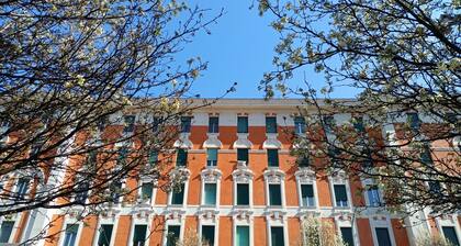 Rome center, Vatican area - St. Peter's. Elegant apartment 3 bedrooms 2 bathrooms.