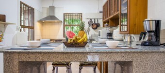 private pool villa up to 10 people 5 minutes from the beaches and Ao Nang