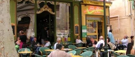 Restauration en plein air