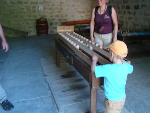 Game room - Old Stone Cottages in Peaceful, Rural Setting (Villamblard)