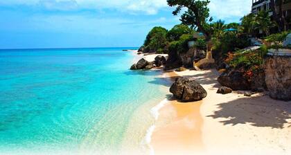 2 Bed Apartment close to Dover Beach