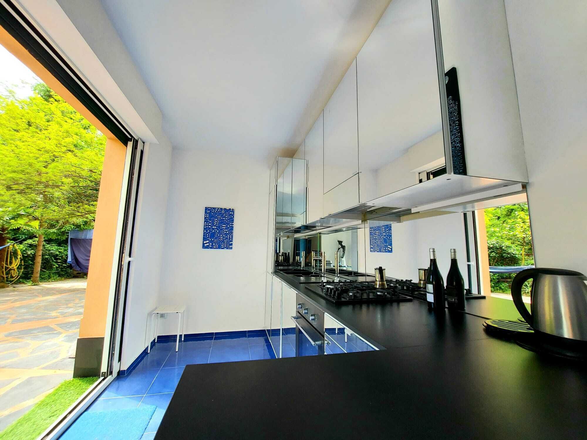 Kühlschrank, Ofen, Herdplatte, Geschirrspüler