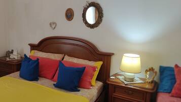 2 chambres, fer et planche Ă  repasser, draps fournis