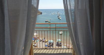 Apartment am Meer "Bocca d'Oro" am Strand von Nerano