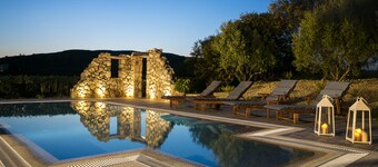 Villa Athinais - Ontspan in de natuur, privé zwembad, barbecue