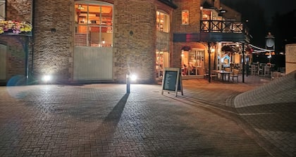 Ihanteellinen Lontoon nähtävyyksille, Harry Potter Tours & Studios. Ilmainen tervetuliaispaketti