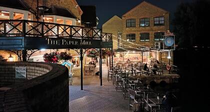 Canalside Chic – Your London Escape Starts Here! WIFI and Airport Transfers