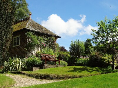 Beautiful Coach House In Helensburgh, Argyll, Near Loch Lomond