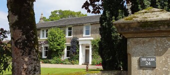 Prachtig gerenoveerd koetshuis in Helensburgh, Argyll, in de buurt van Loch Lomond