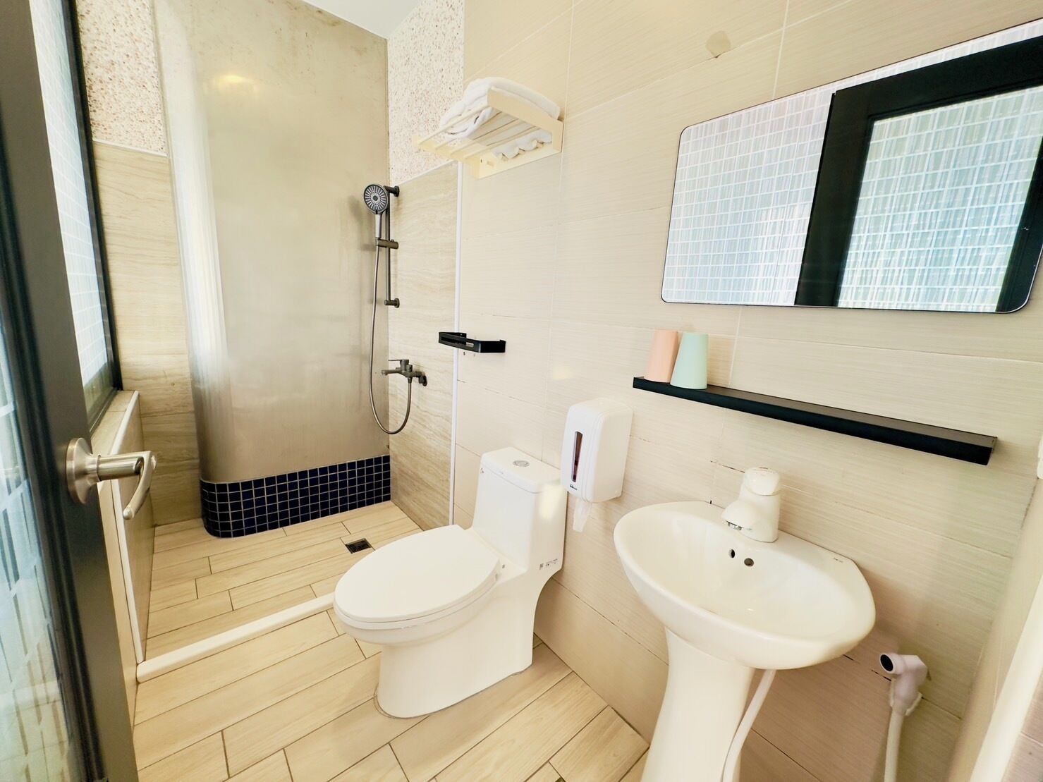 Shower, free toiletries, hair dryer, slippers