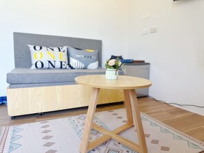 Mörkläggningsgardiner, ljudisolering, gratis wi-fi och sängkläder