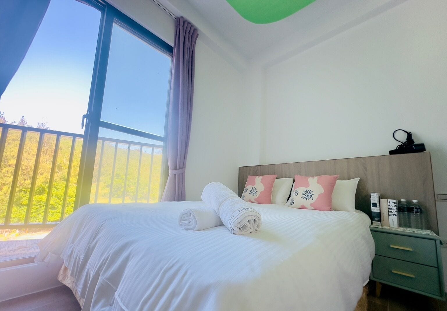 Blackout curtains, soundproofing, free WiFi, bed sheets